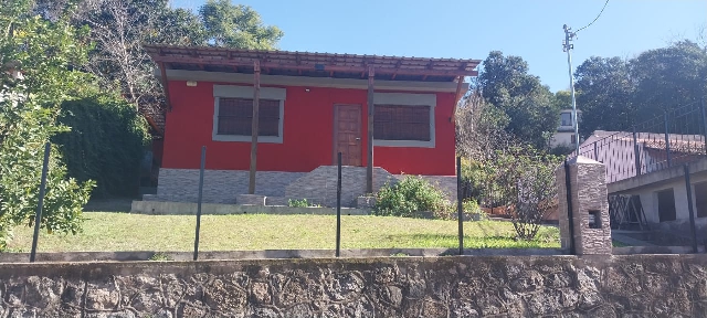 Calle Santa Fe - Barrio Centro - Agua de Oro .- 